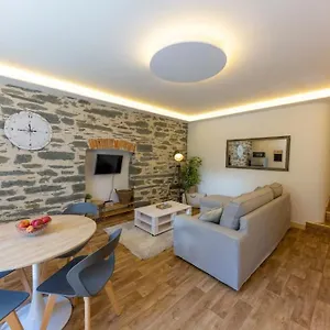 apt-lescapade.inbrittany.com/